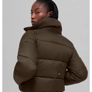 ALO Yoga Women's Brown Puffer Jacket